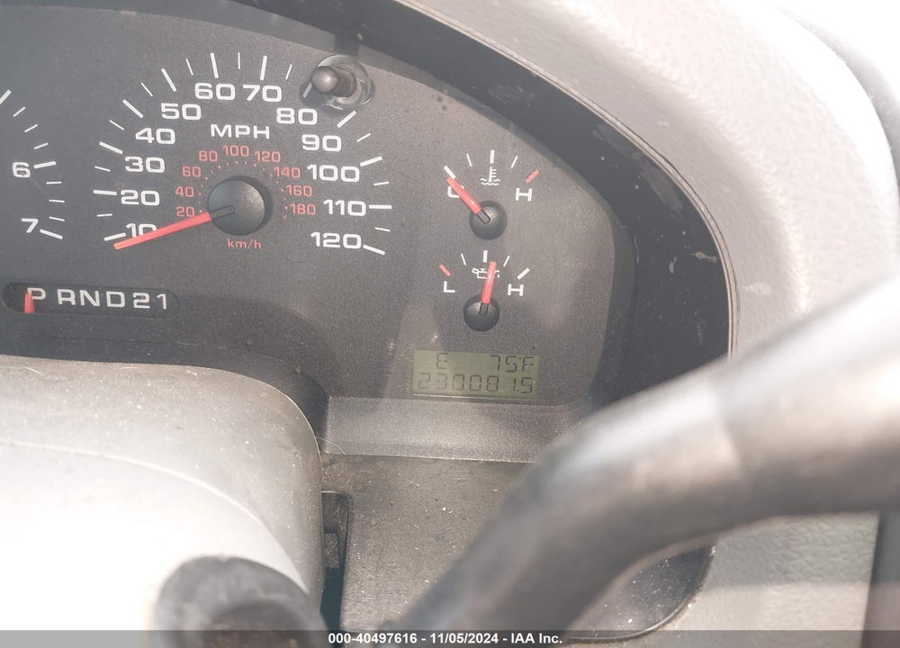 2007 FORD F-150 STX/XL/XLT VIN: 1FTRF12W27KC91032