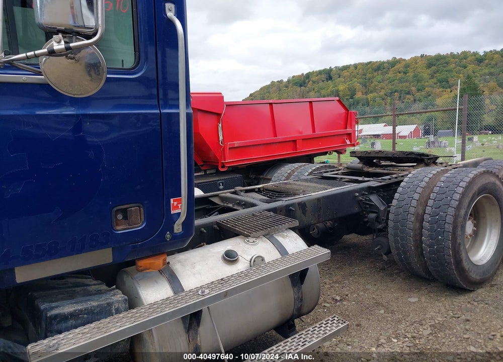 2002 MACK CH613 CH600 VIN: 1M1AA18Y12W147901