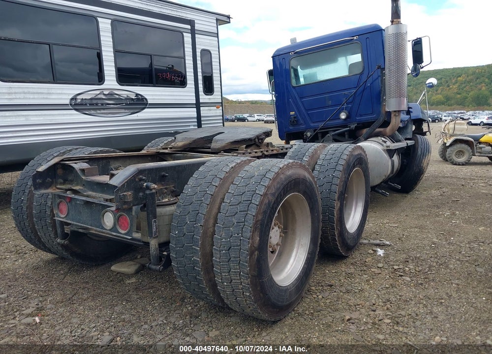 2002 MACK CH613 CH600 VIN: 1M1AA18Y12W147901