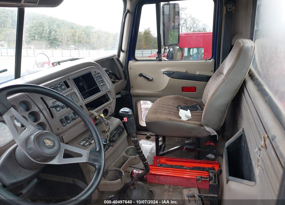 2002 MACK CH613 CH600 VIN: 1M1AA18Y12W147901