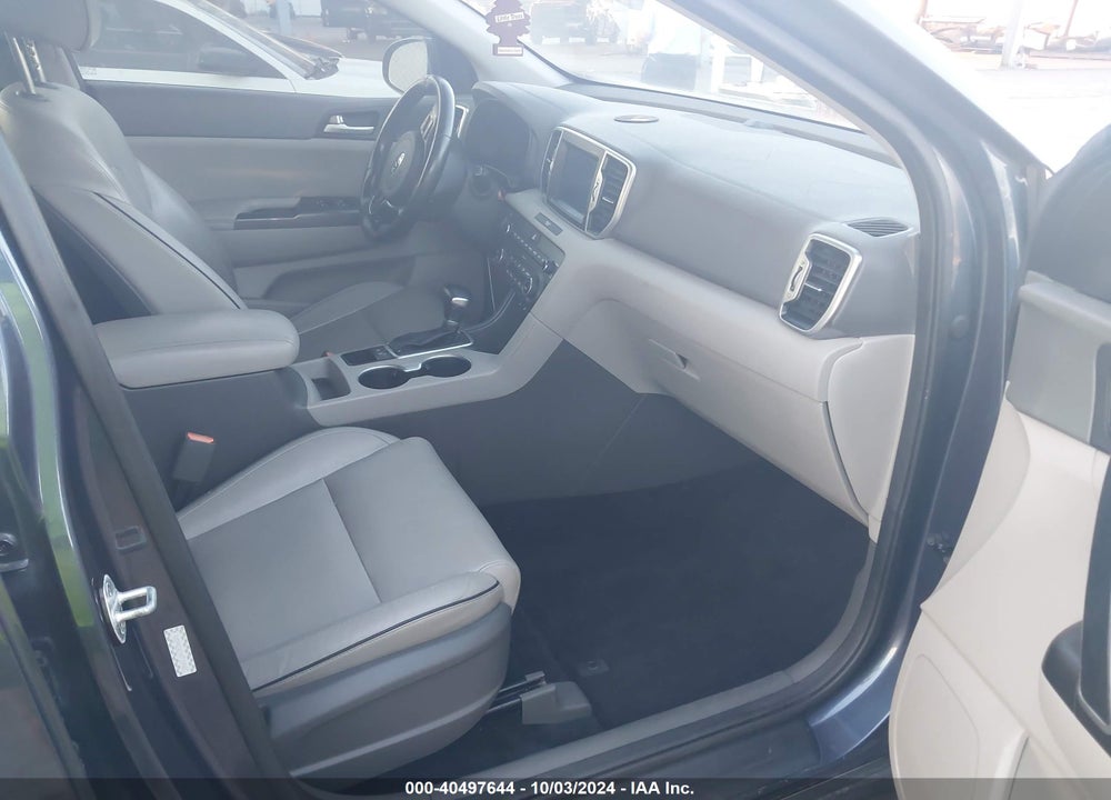 2017 KIA SPORTAGE EX VIN: KNDPN3ACXH7109403