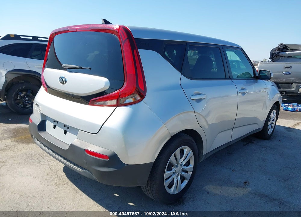 2020 KIA SOUL LX VIN: KNDJ23AU5L7729401