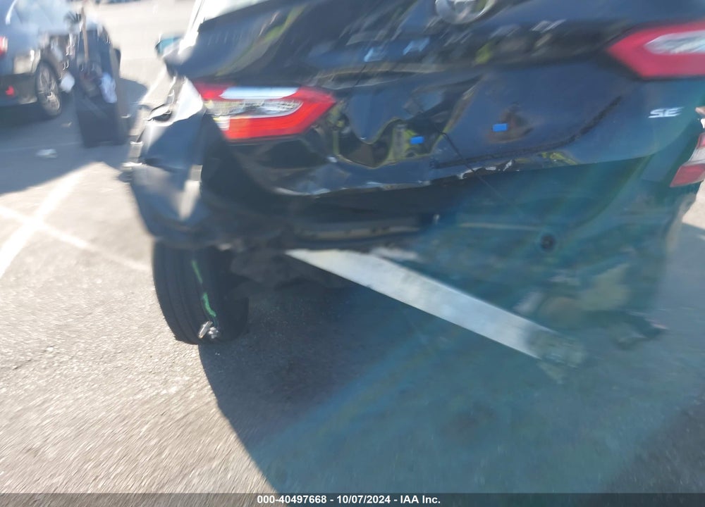 2019 TOYOTA CAMRY SE VIN: 4T1B11HK3KU296205