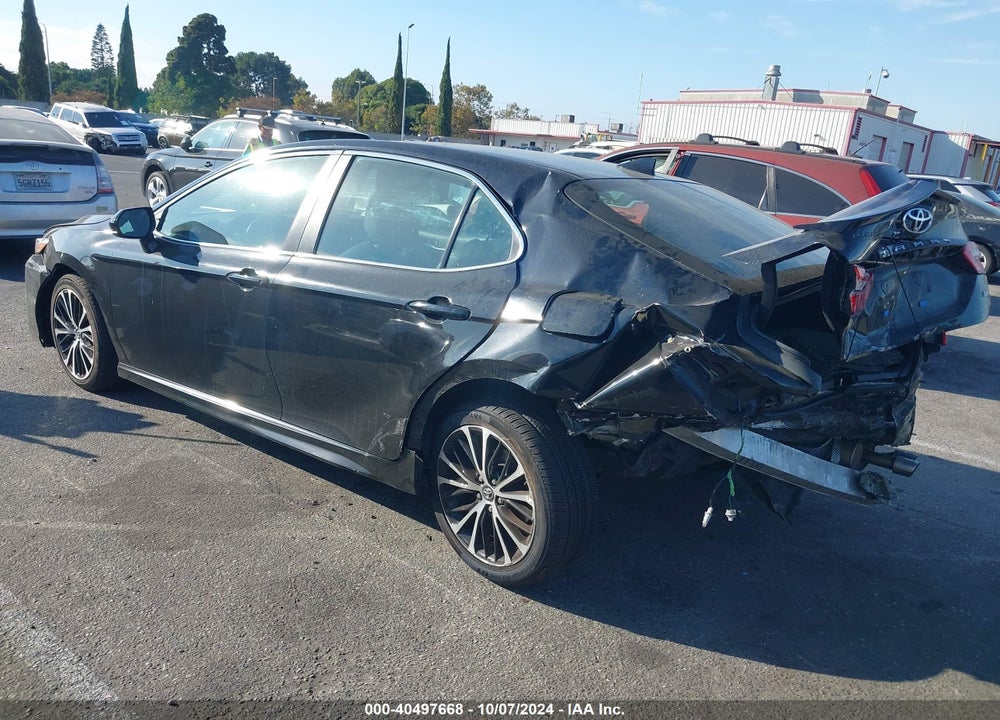2019 TOYOTA CAMRY SE VIN: 4T1B11HK3KU296205