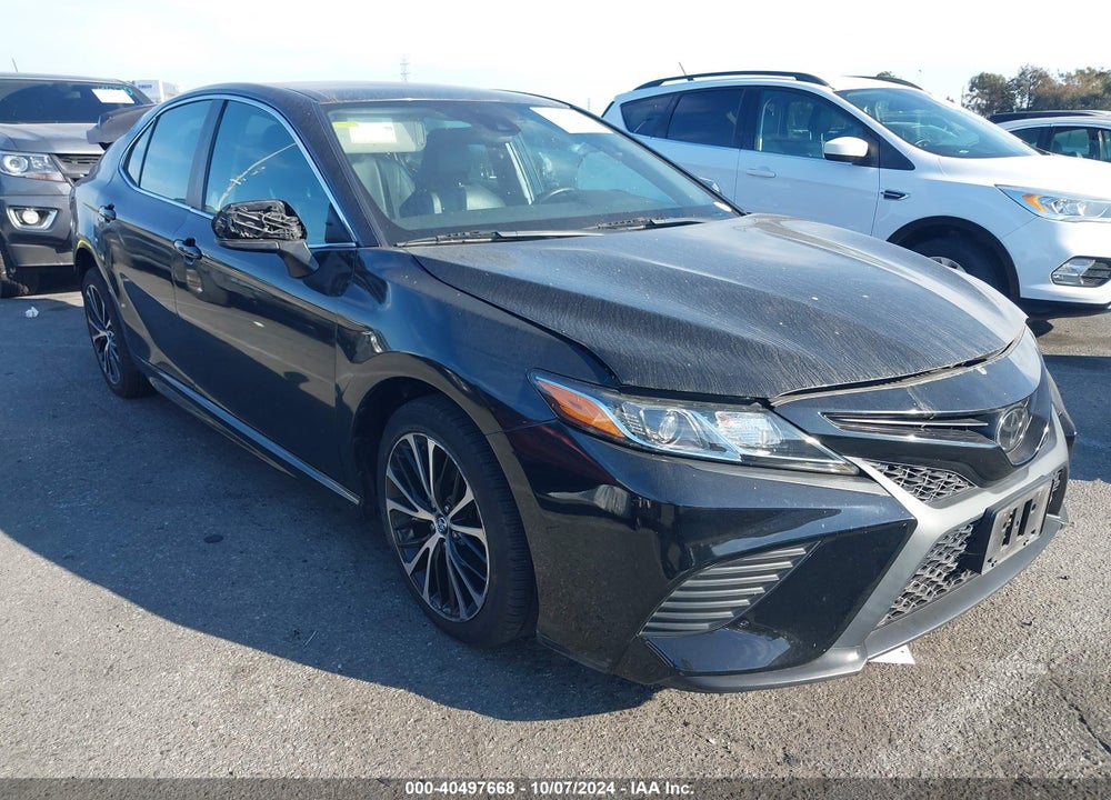 2019 TOYOTA CAMRY SE VIN: 4T1B11HK3KU296205