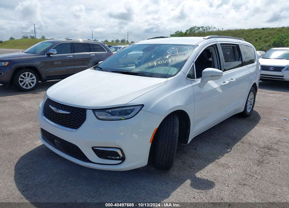 2022 CHRYSLER PACIFICA TOURING L VIN: 2C4RC1BG0NR189275