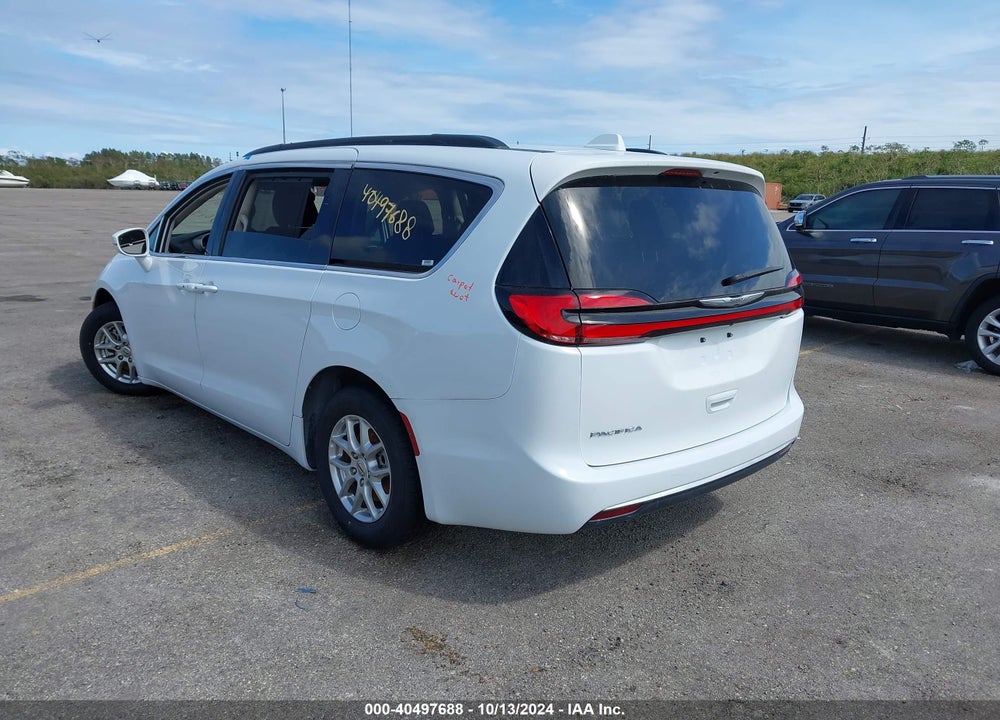 2022 CHRYSLER PACIFICA TOURING L VIN: 2C4RC1BG0NR189275