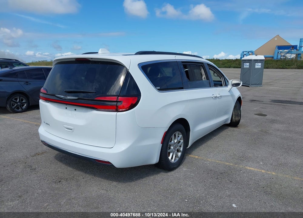 2022 CHRYSLER PACIFICA TOURING L VIN: 2C4RC1BG0NR189275