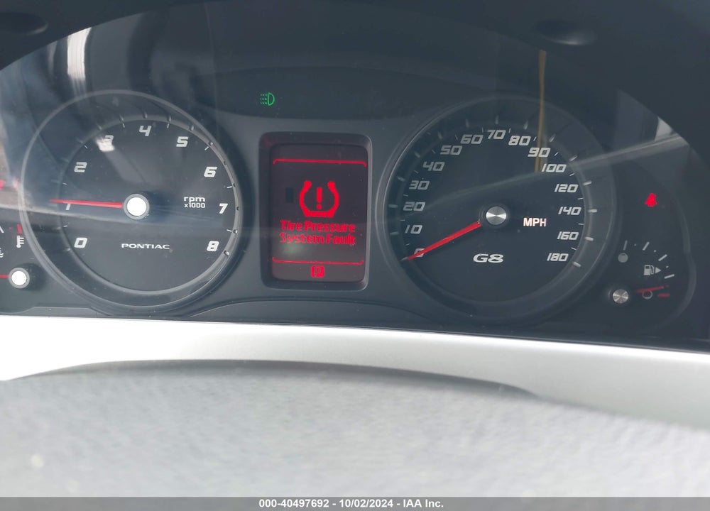 2008 PONTIAC G8 VIN: 6G2ER577X8L151232