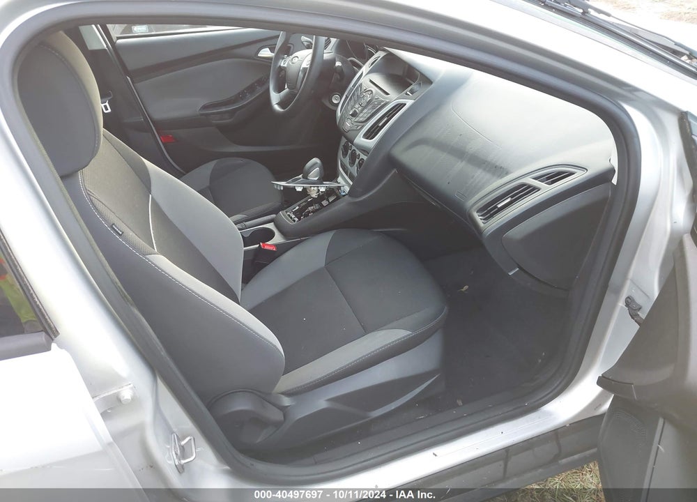 2014 FORD FOCUS SE VIN: 1FADP3F27EL191189