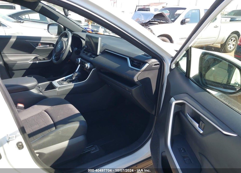 2023 TOYOTA RAV4 HYBRID SE VIN: JTM16RFV1PD104140