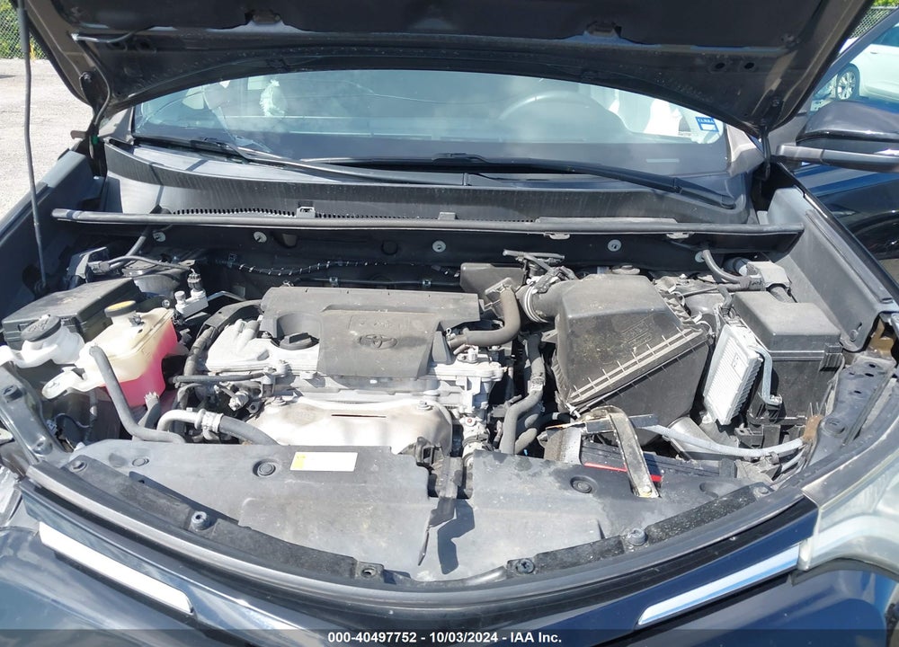 2017 TOYOTA RAV4 XLE VIN: 2T3WFREV6HW337622