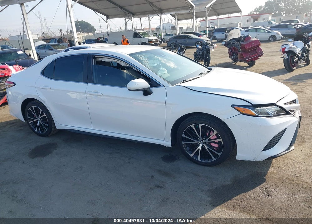 2019 TOYOTA CAMRY SE VIN: 4T1B11HK5KU837433