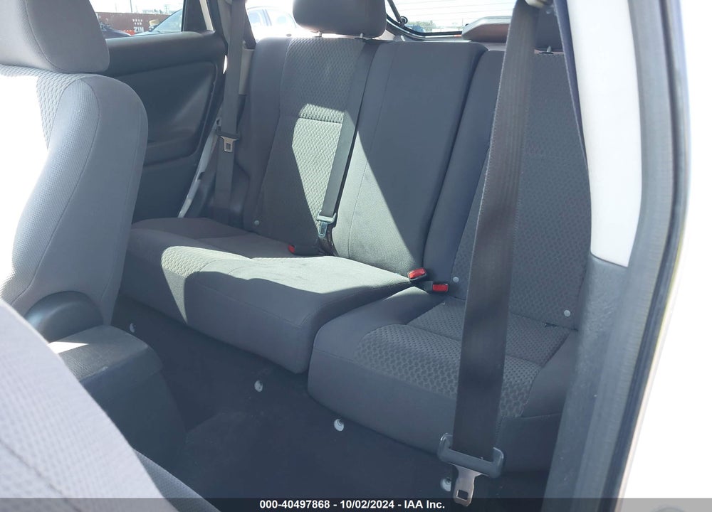 2006 TOYOTA MATRIX VIN: 2T1KR32E76C610906
