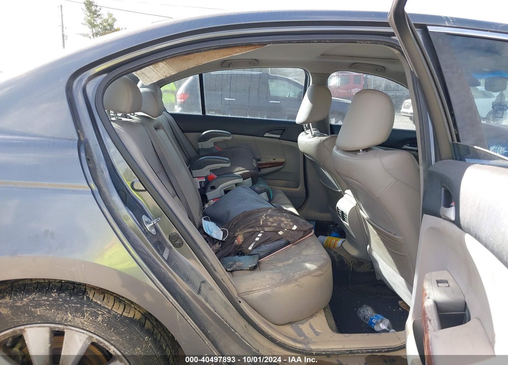 2011 HONDA ACCORD 3.5 EX-L VIN: 5KBCP3F82BB001812