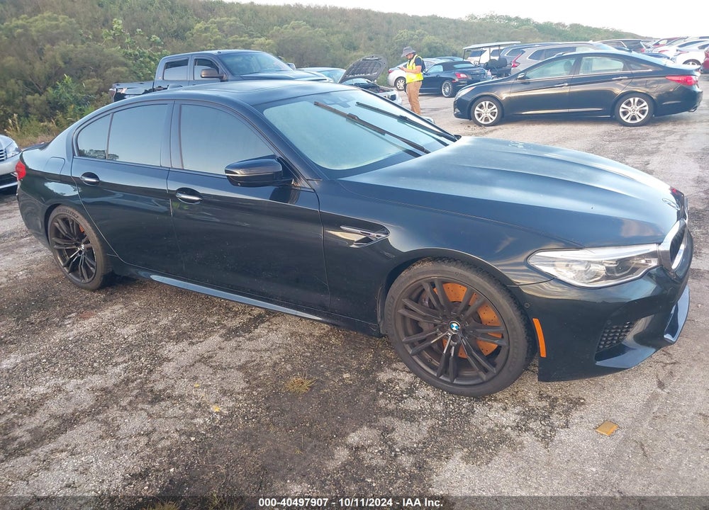 2018 BMW M5 VIN: WBSJF0C55JB282418
