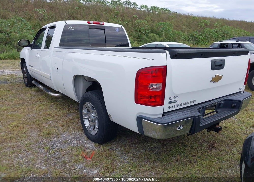 2007 CHEVROLET SILVERADO 1500 LTZ VIN: 1GCEC19057E527938
