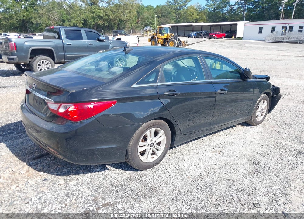 2013 HYUNDAI SONATA GLS VIN: 5NPEB4AC7DH778532