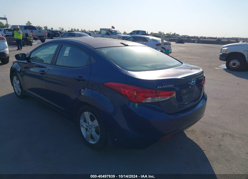 2013 HYUNDAI ELANTRA GLS VIN: KMHDH4AE5DU566340