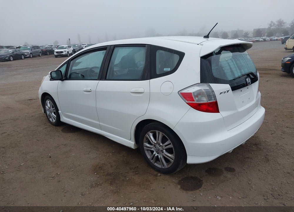2009 HONDA FIT SPORT VIN: JHMGE88499C002409