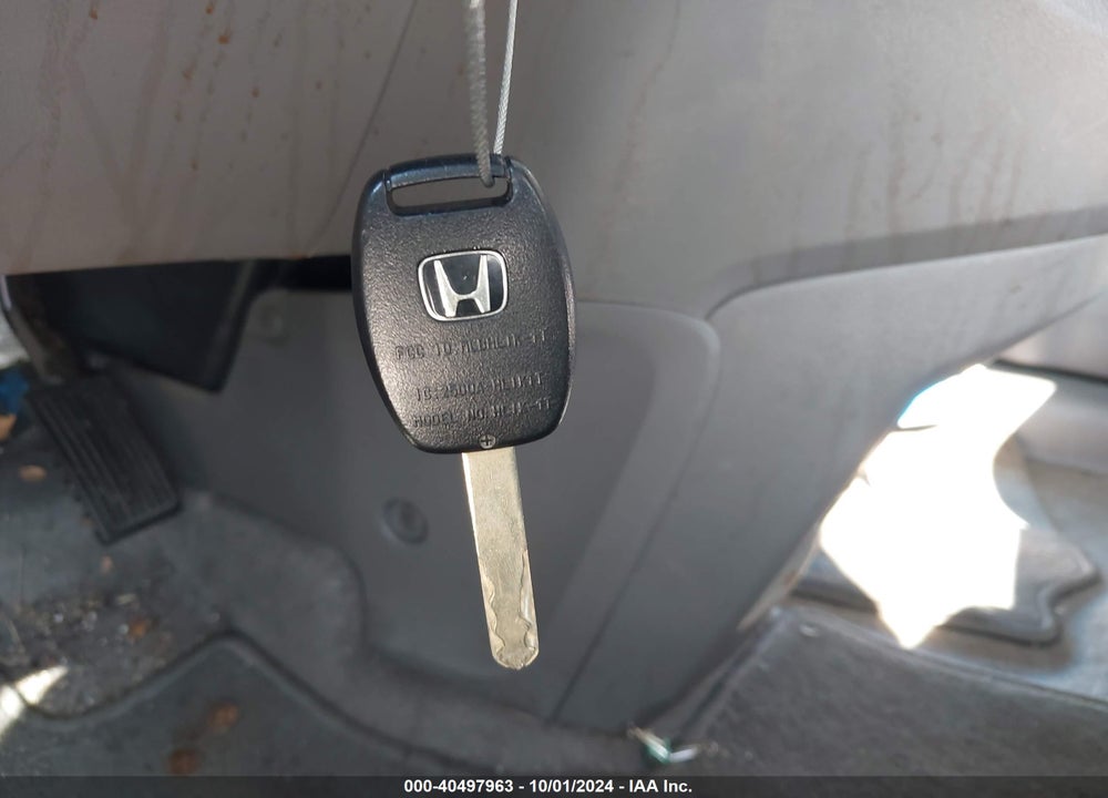 2009 HONDA CR-V LX VIN: 5J6RE48369L005336