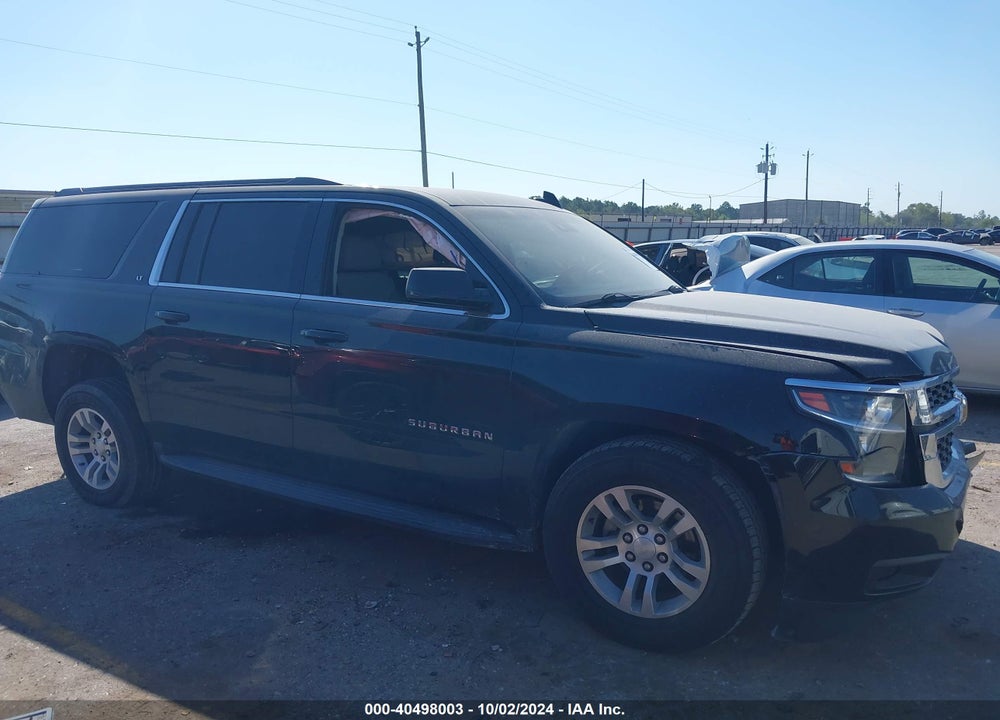 2017 CHEVROLET SUBURBAN LT VIN: 1GNSCHKC3HR200195