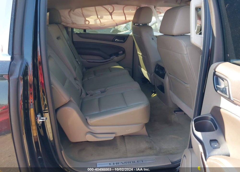 2017 CHEVROLET SUBURBAN LT VIN: 1GNSCHKC3HR200195