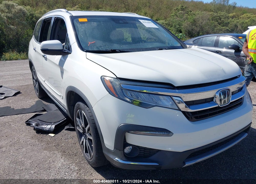 2019 HONDA PILOT TOURING VIN: 5FNYF5H69KB001305