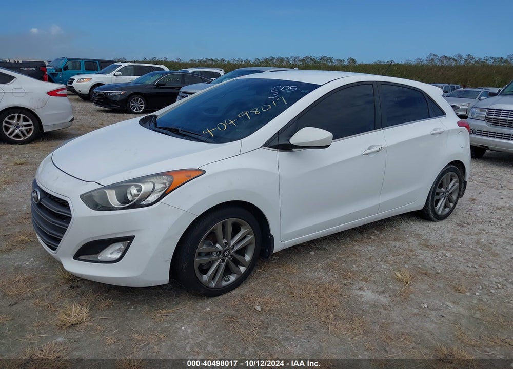 2017 HYUNDAI ELANTRA GT VIN: KMHD35LH1HU353967