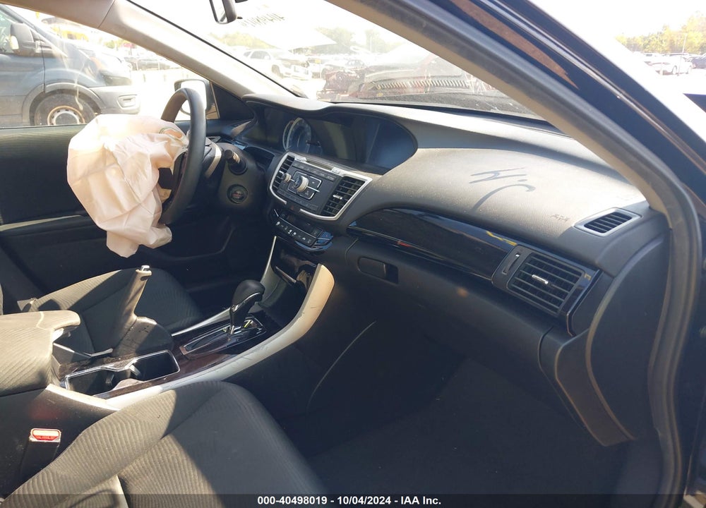 2016 HONDA ACCORD LX VIN: 1HGCR2F32GA141223
