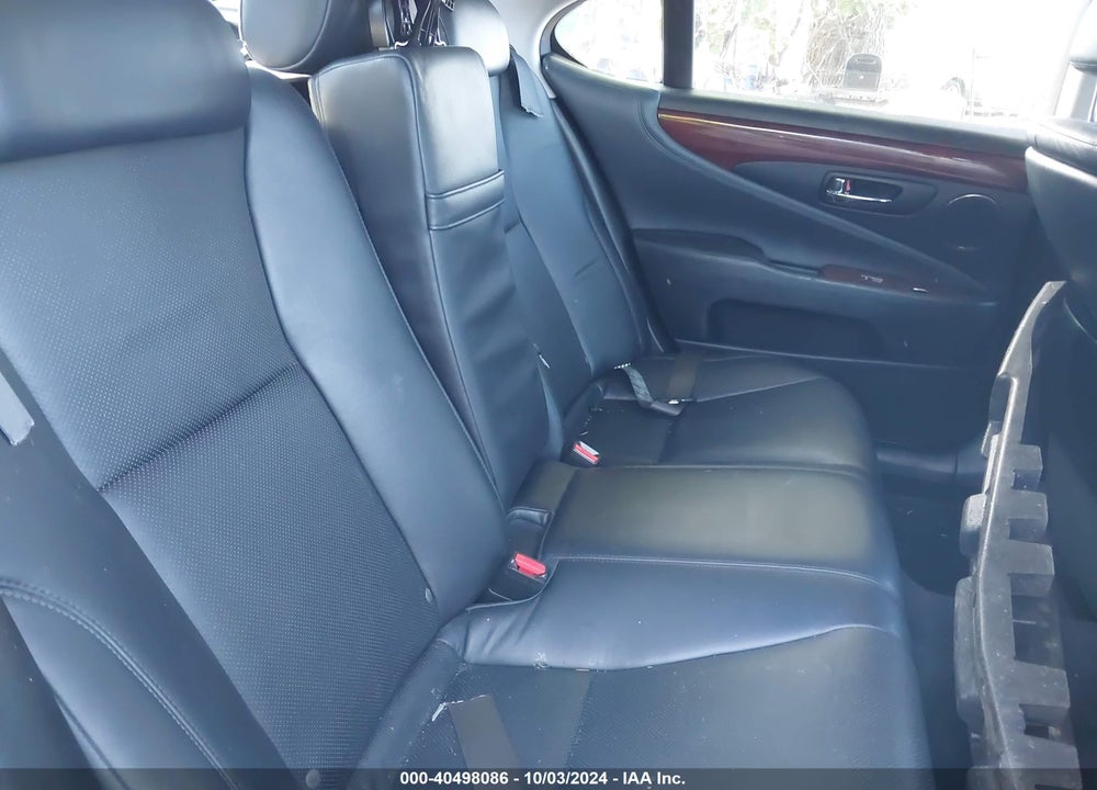 2007 LEXUS LS 460 VIN: JTHBL46F875045055