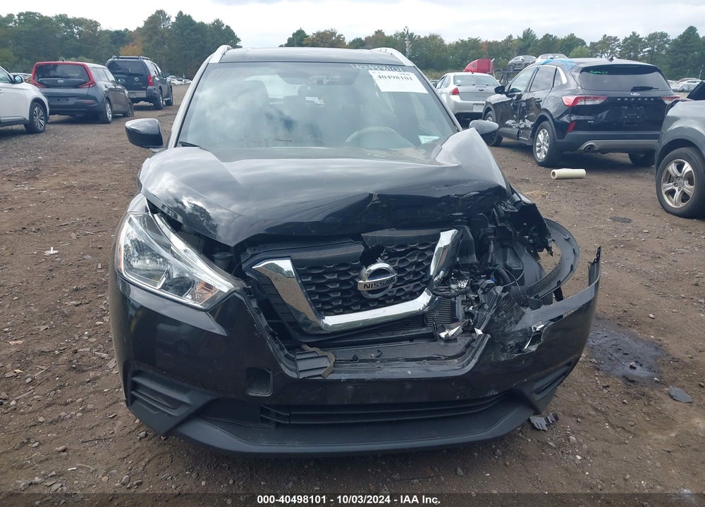 2018 NISSAN KICKS SV VIN: 3N1CP5CU7JL497916