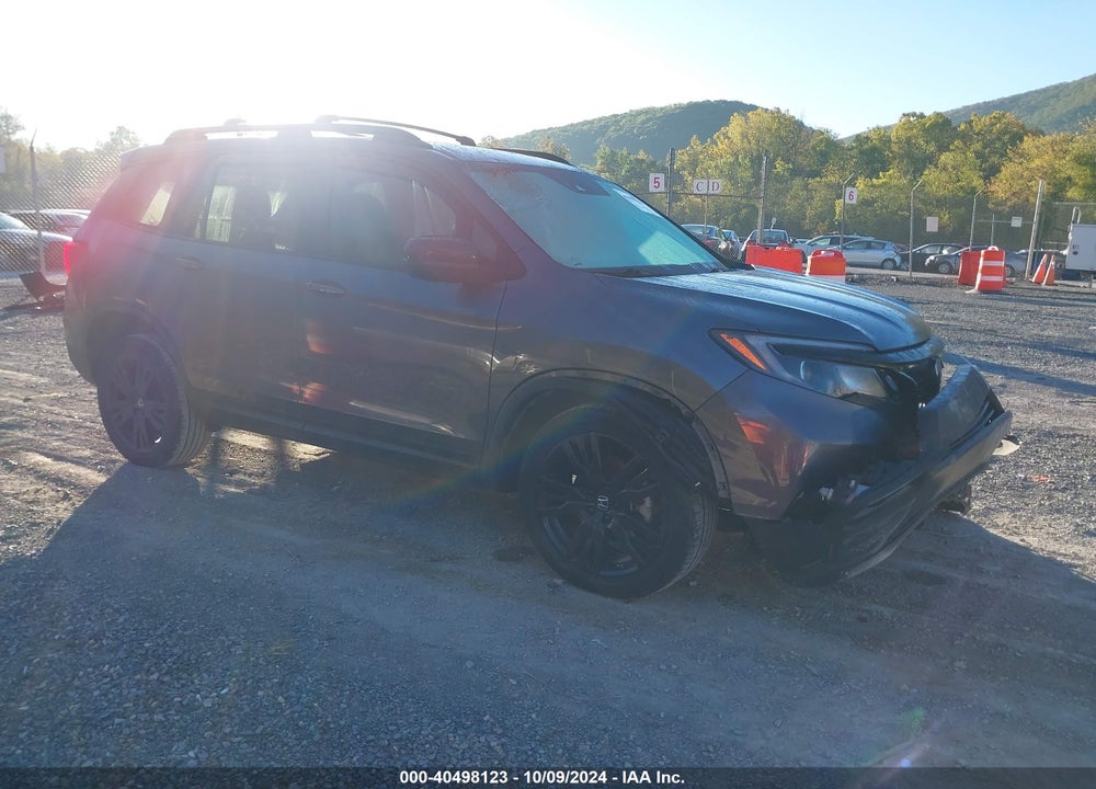 2021 HONDA PASSPORT AWD SPORT VIN: 5FNYF8H20MB008970