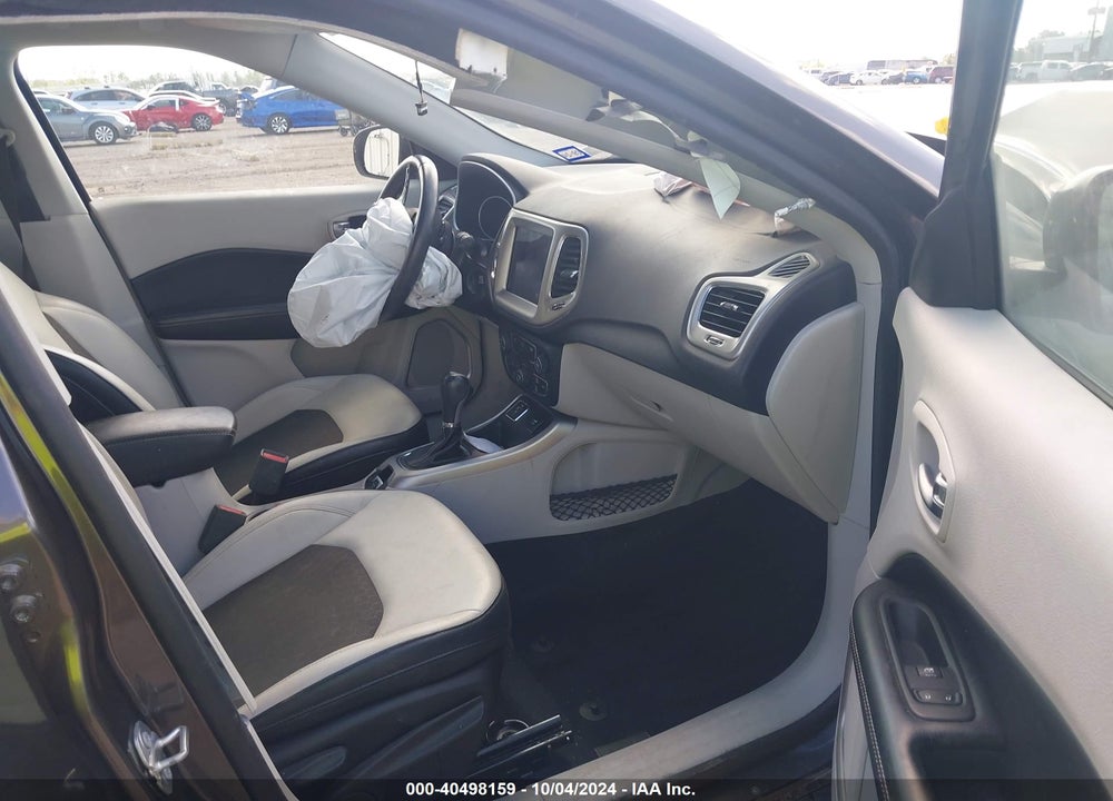 2018 JEEP COMPASS LATITUDE FWD VIN: 3C4NJCBB8JT102847