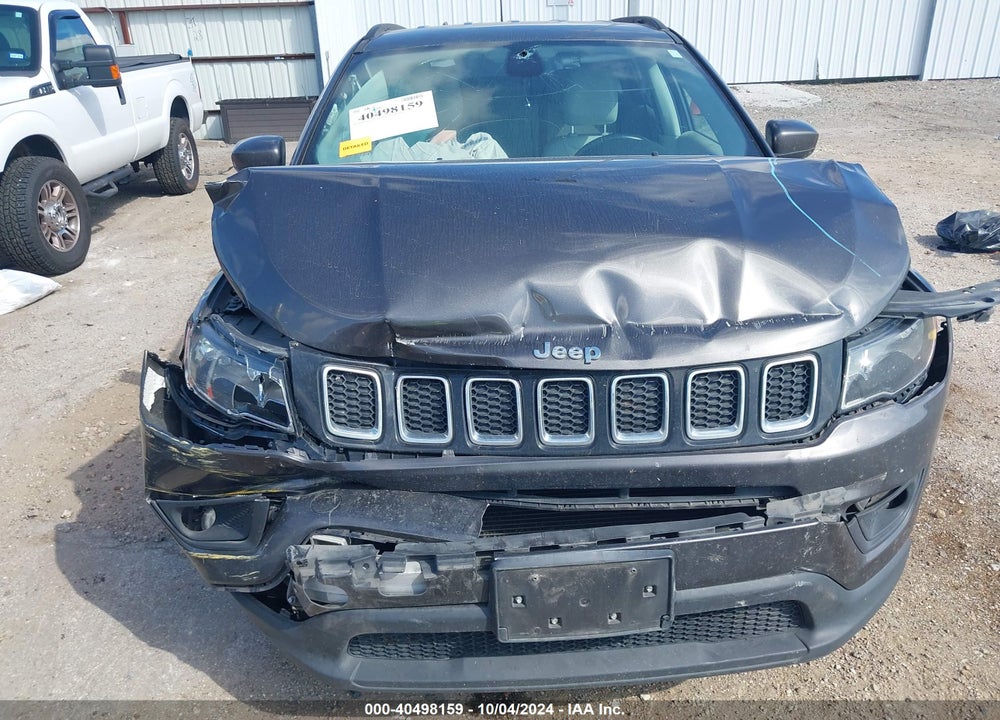 2018 JEEP COMPASS LATITUDE FWD VIN: 3C4NJCBB8JT102847