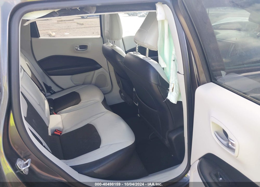 2018 JEEP COMPASS LATITUDE FWD VIN: 3C4NJCBB8JT102847