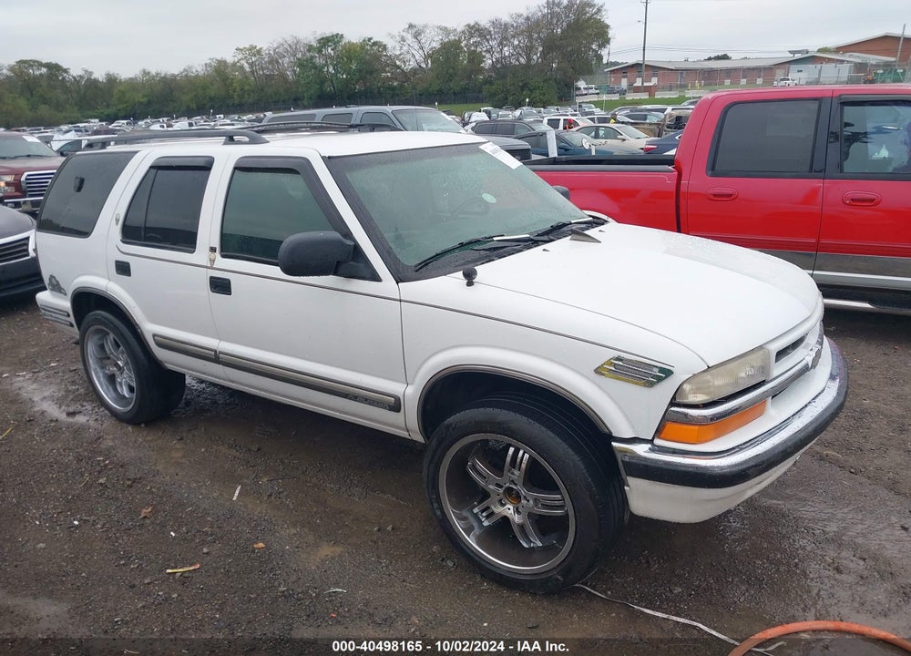 2000 CHEVROLET BLAZER LT VIN: 1GNDT13W0Y2238825