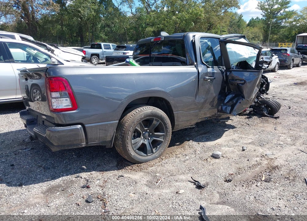 2022 RAM 1500 BIG HORN 4X2 6'4 BOX VIN: 1C6RREBT0NN350442