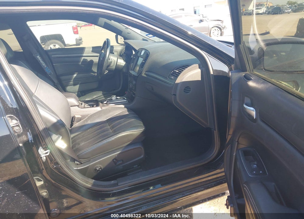 2016 CHRYSLER 300 300S VIN: 2C3CCABG3GH111320
