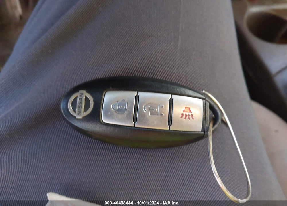2011 NISSAN LEAF SL VIN: JN1AZ0CP6BT006702