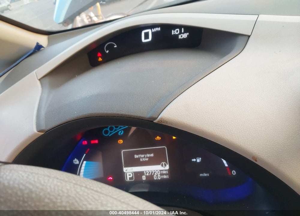2011 NISSAN LEAF SL VIN: JN1AZ0CP6BT006702