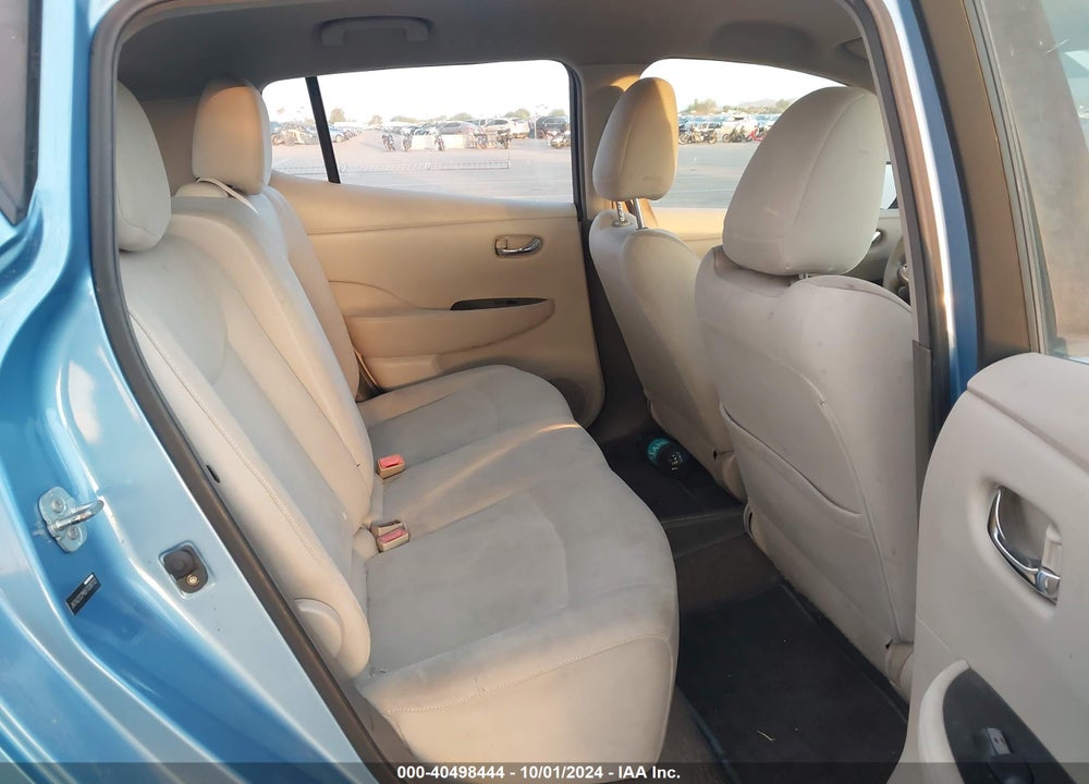 2011 NISSAN LEAF SL VIN: JN1AZ0CP6BT006702