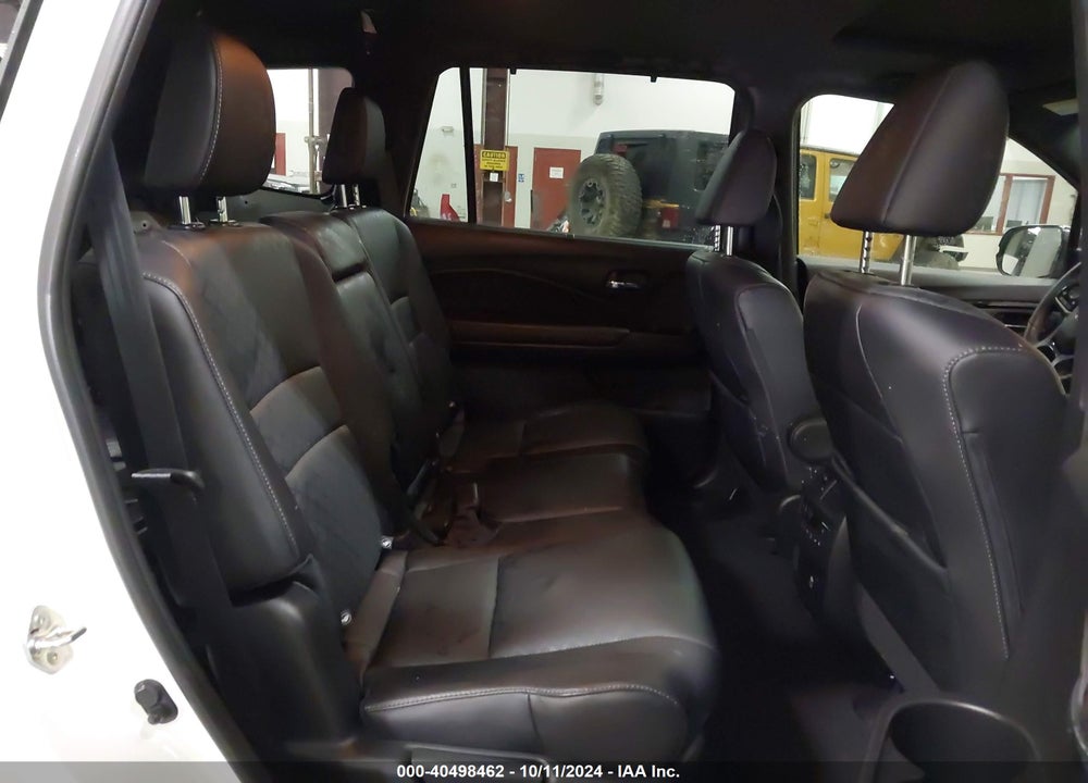 2019 HONDA PASSPORT TOURING VIN: 5FNYF8H97KB000648