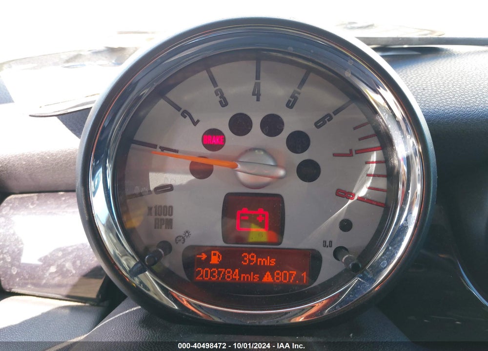 2007 MINI COOPER S VIN: WMWMF73537TL87813