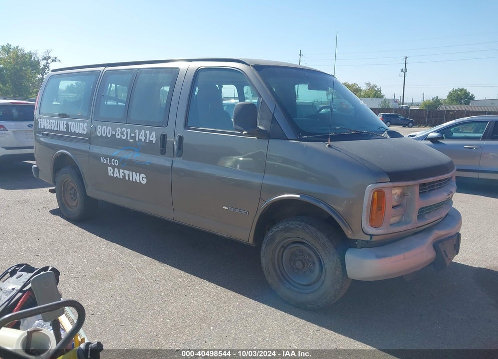 2002 CHEVROLET EXPRESS VIN: 1GAGG25R821220019
