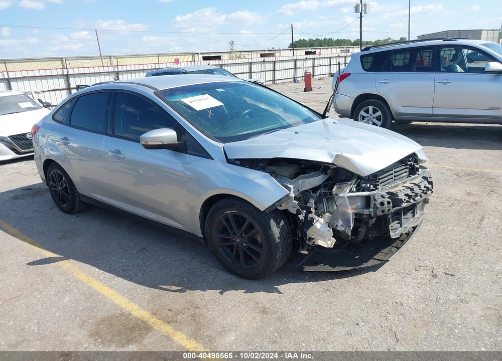 2017 FORD FOCUS SE VIN: 1FADP3F20HL295429