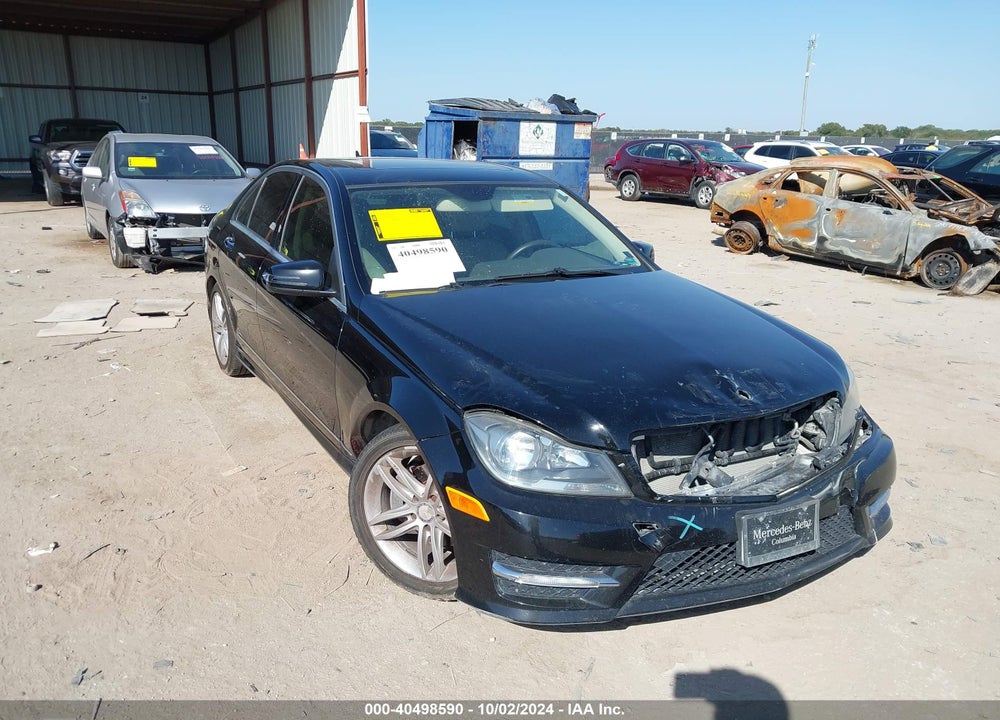 2012 MERCEDES-BENZ C 300 LUXURY 4MATIC/SPORT 4MATIC VIN: WDDGF8BB0CA646234