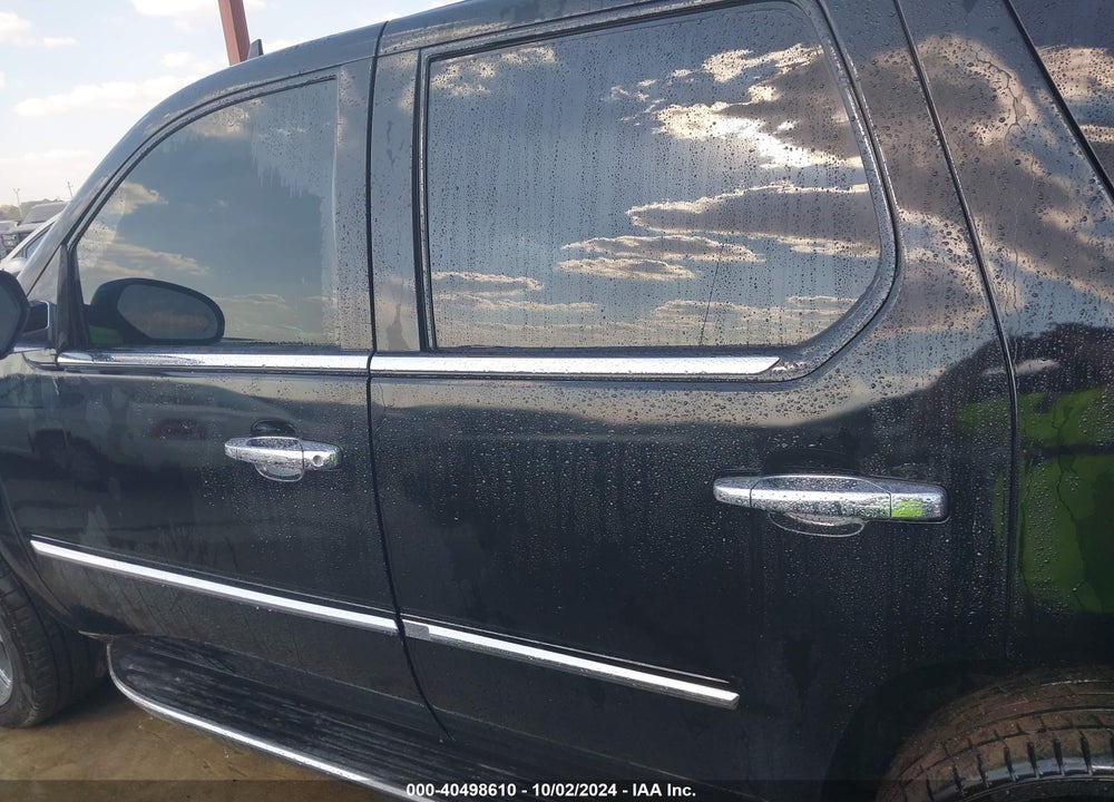 2007 CADILLAC ESCALADE STANDARD VIN: 1GYFK63897R262575
