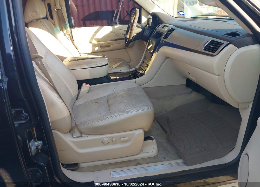 2007 CADILLAC ESCALADE STANDARD VIN: 1GYFK63897R262575