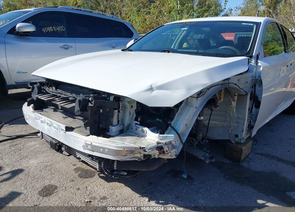 2021 HONDA ACCORD LX VIN: 1HGCV1F10MA055277